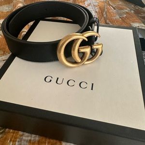 Gucci Belt. Leather with gold hardware. In great condition! With box and receipt